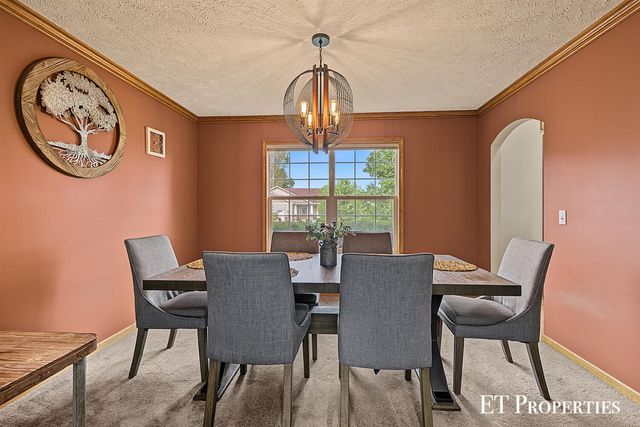 8954 Lady Lauren Drive, Rockford, MI 49341