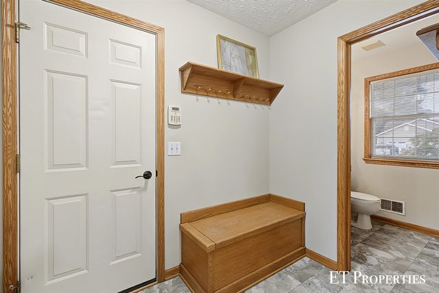 8954 Lady Lauren Drive, Rockford, MI 49341