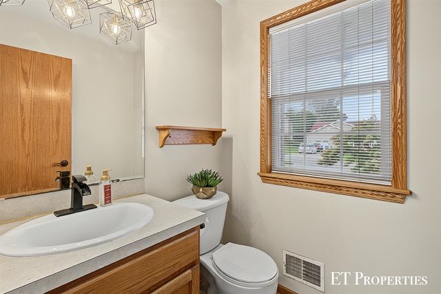 8954 Lady Lauren Drive, Rockford, MI 49341