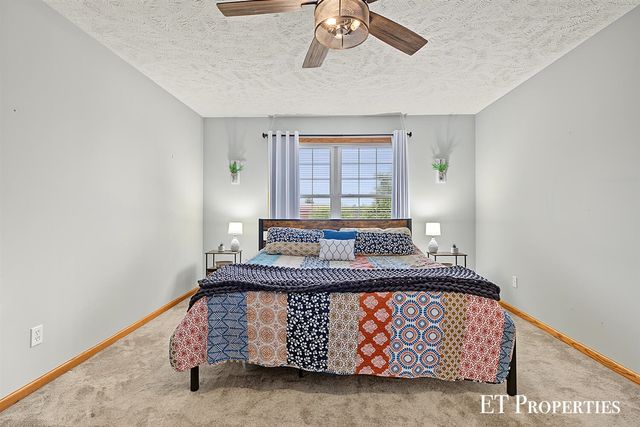 8954 Lady Lauren Drive, Rockford, MI 49341