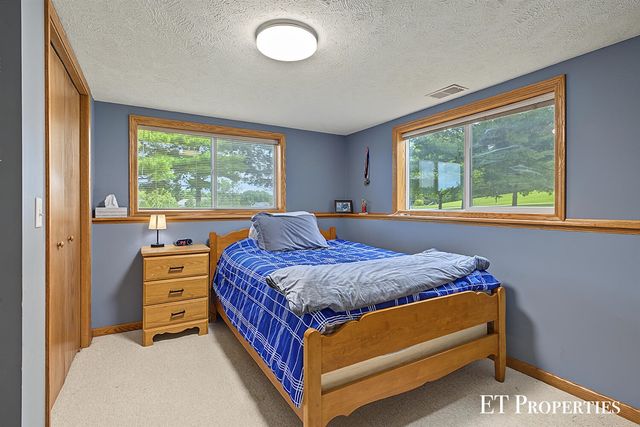 8954 Lady Lauren Drive, Rockford, MI 49341