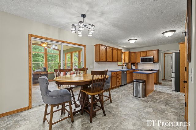 8954 Lady Lauren Drive, Rockford, MI 49341