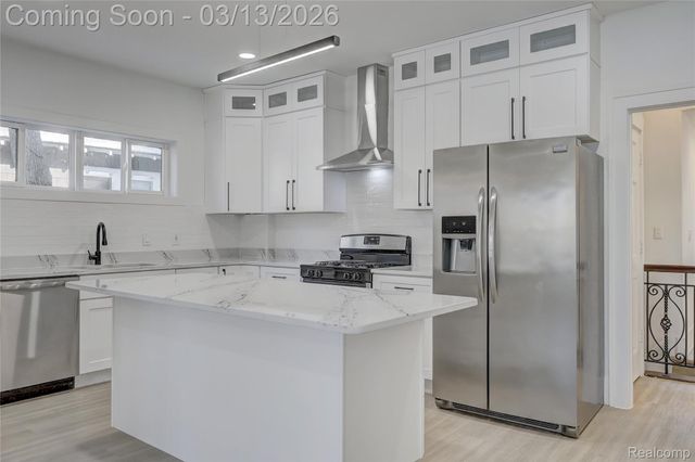 3110 N Main Street, Royal Oak, MI 48073