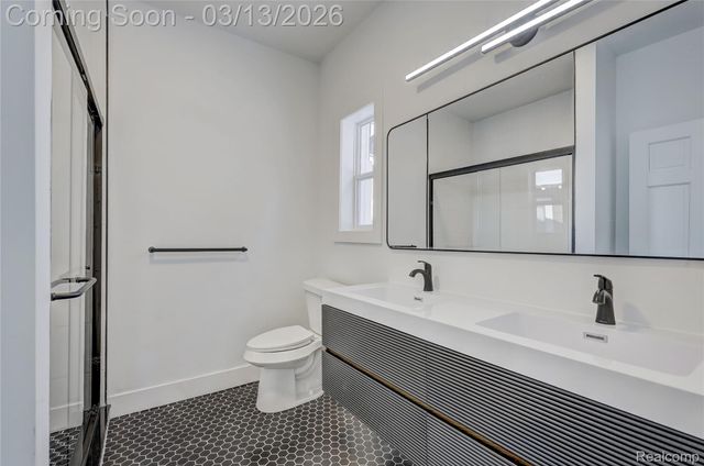 3110 N Main Street, Royal Oak, MI 48073