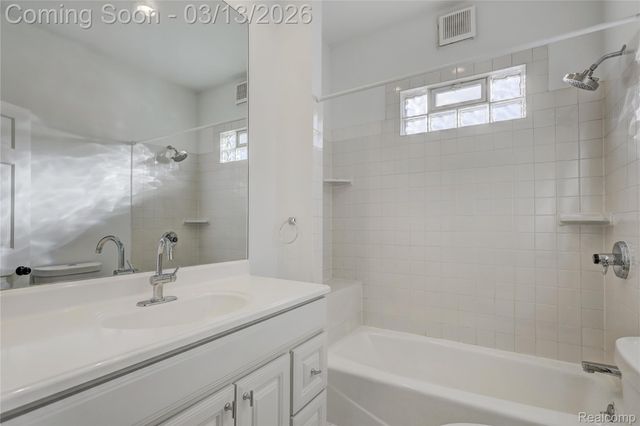 3110 N Main Street, Royal Oak, MI 48073