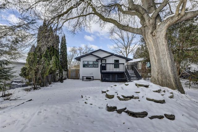 3110 N Main Street, Royal Oak, MI 48073