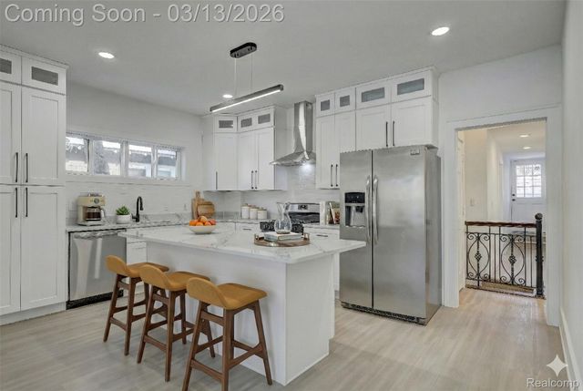 3110 N Main Street, Royal Oak, MI 48073