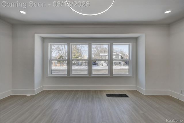 3110 N Main Street, Royal Oak, MI 48073