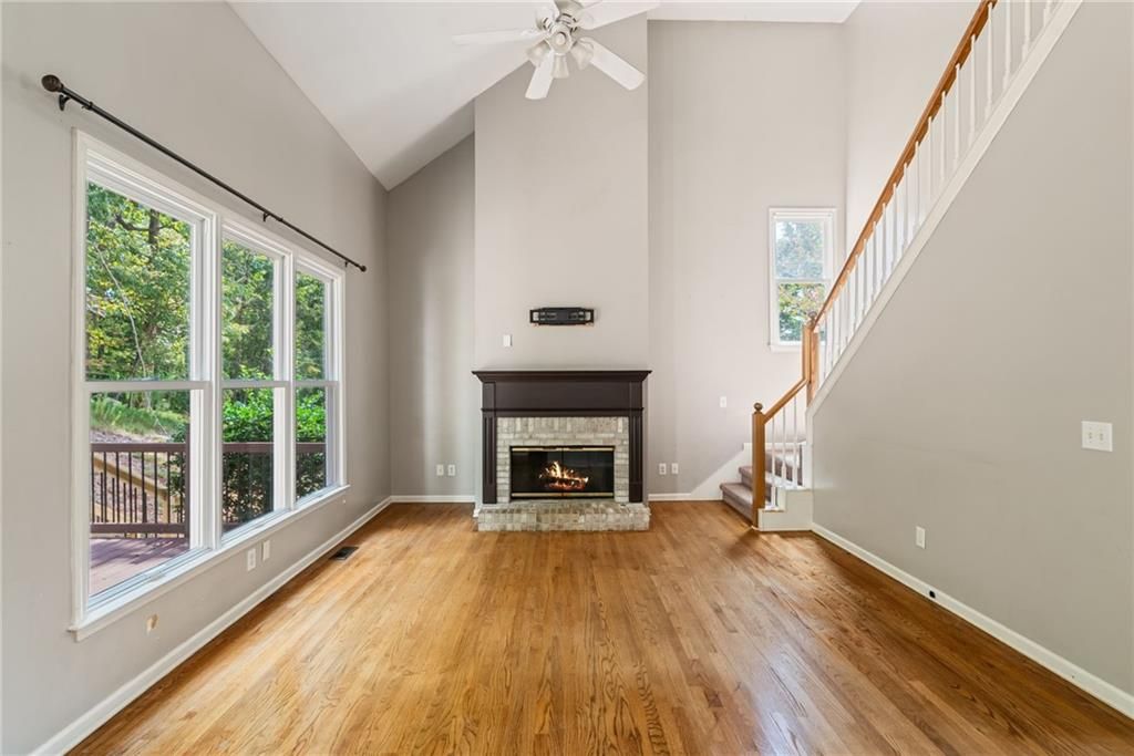 Image 10 of property listing at 3875 Sweetwater Drive, Cumming, GA 30041