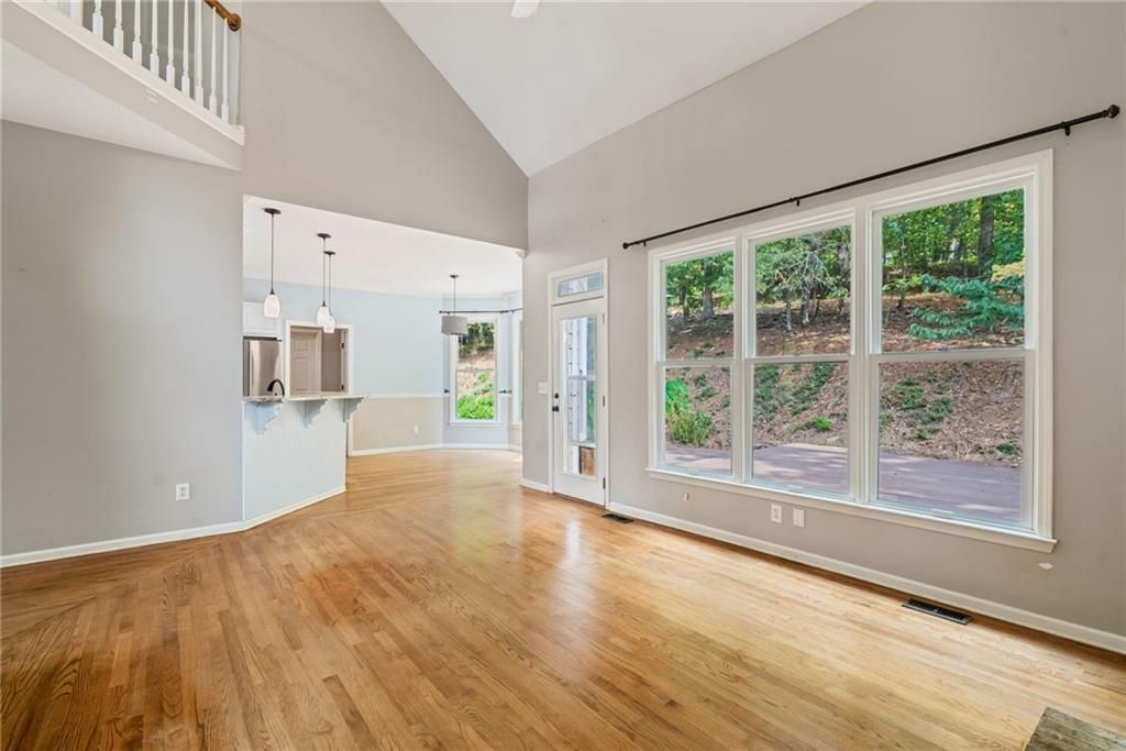 Image 13 of property listing at 3875 Sweetwater Drive, Cumming, GA 30041