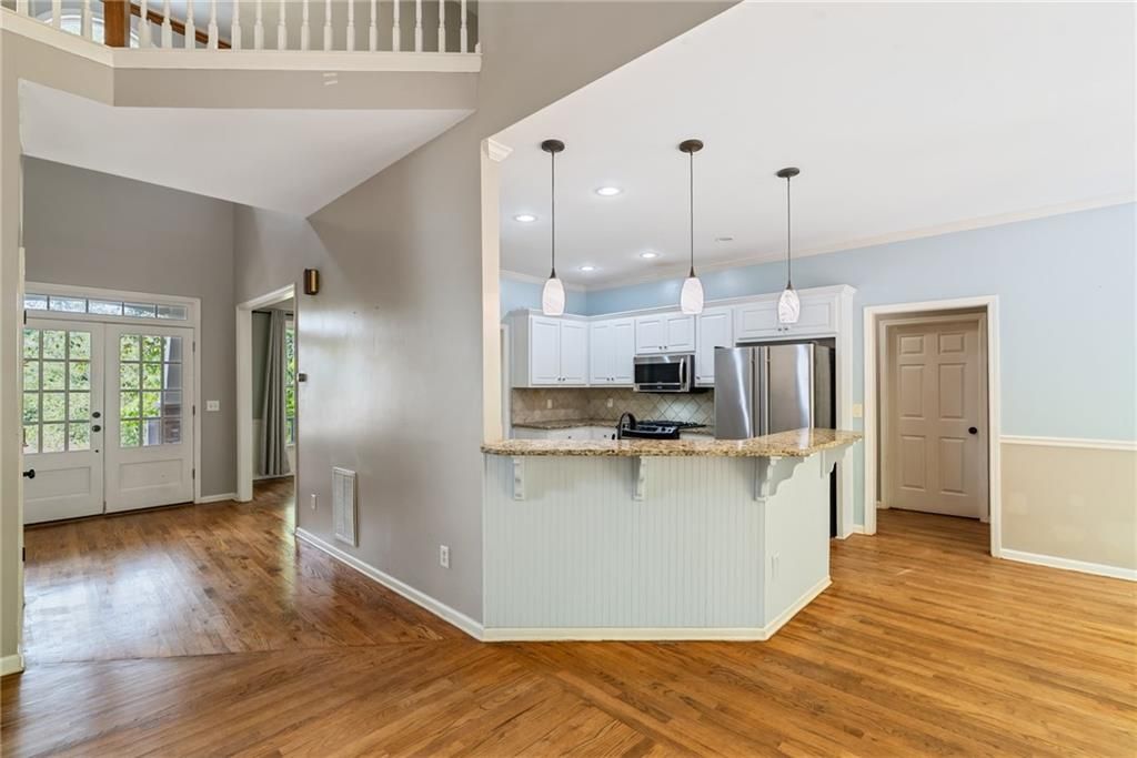 Image 14 of property listing at 3875 Sweetwater Drive, Cumming, GA 30041