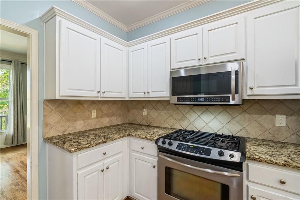 Image 17 of property listing at 3875 Sweetwater Drive, Cumming, GA 30041