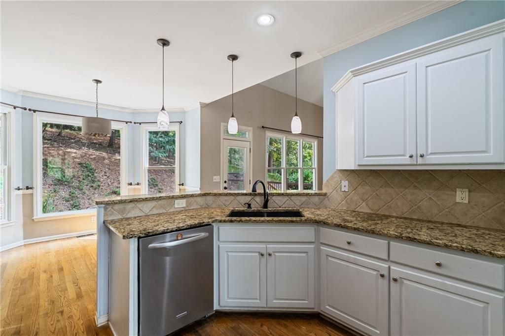 Image 18 of property listing at 3875 Sweetwater Drive, Cumming, GA 30041