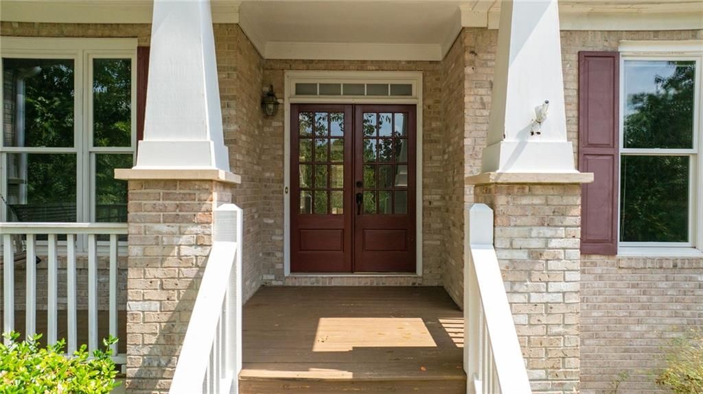 Image 2 of property listing at 3875 Sweetwater Drive, Cumming, GA 30041