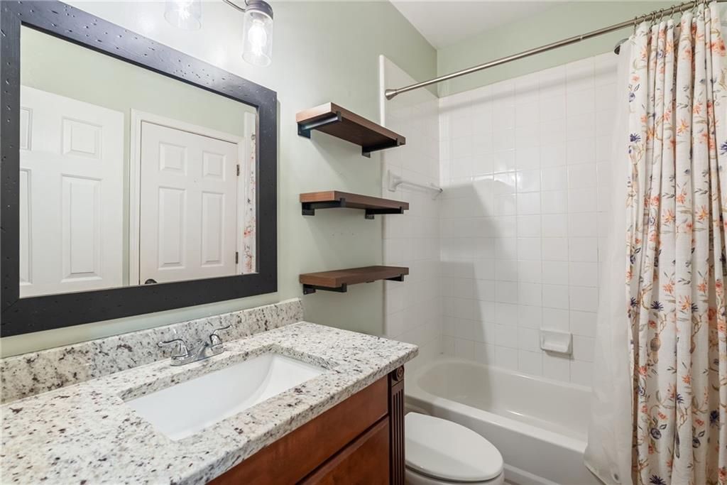 Image 23 of property listing at 3875 Sweetwater Drive, Cumming, GA 30041