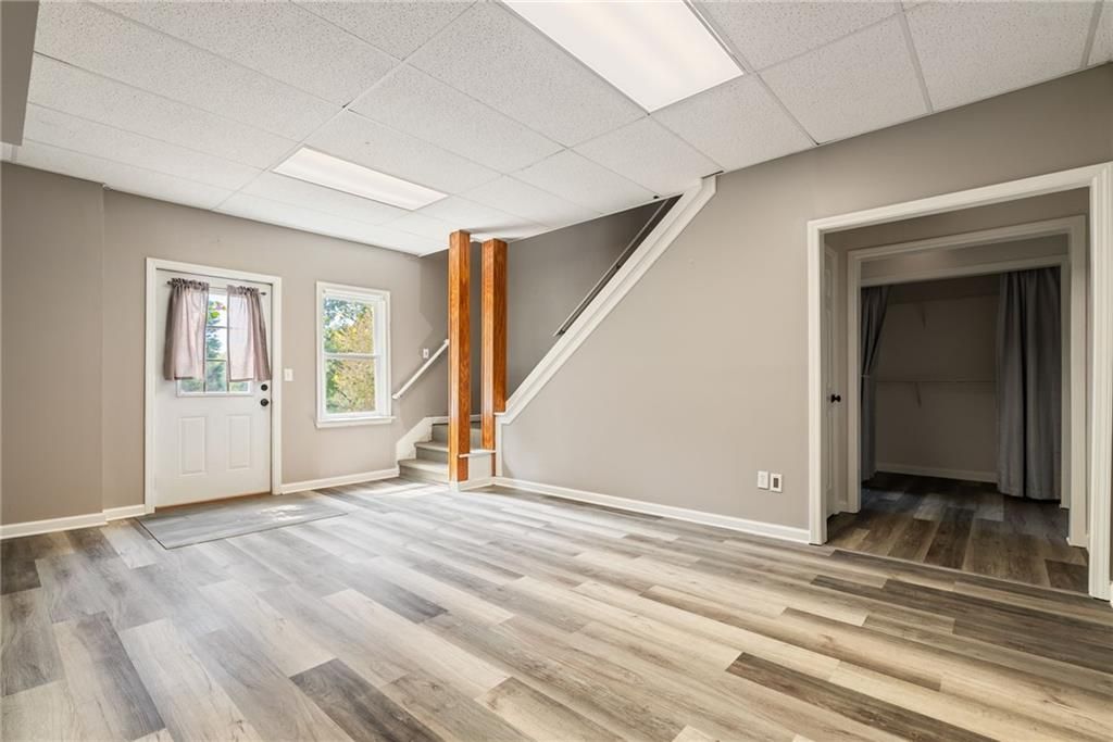 Image 38 of property listing at 3875 Sweetwater Drive, Cumming, GA 30041