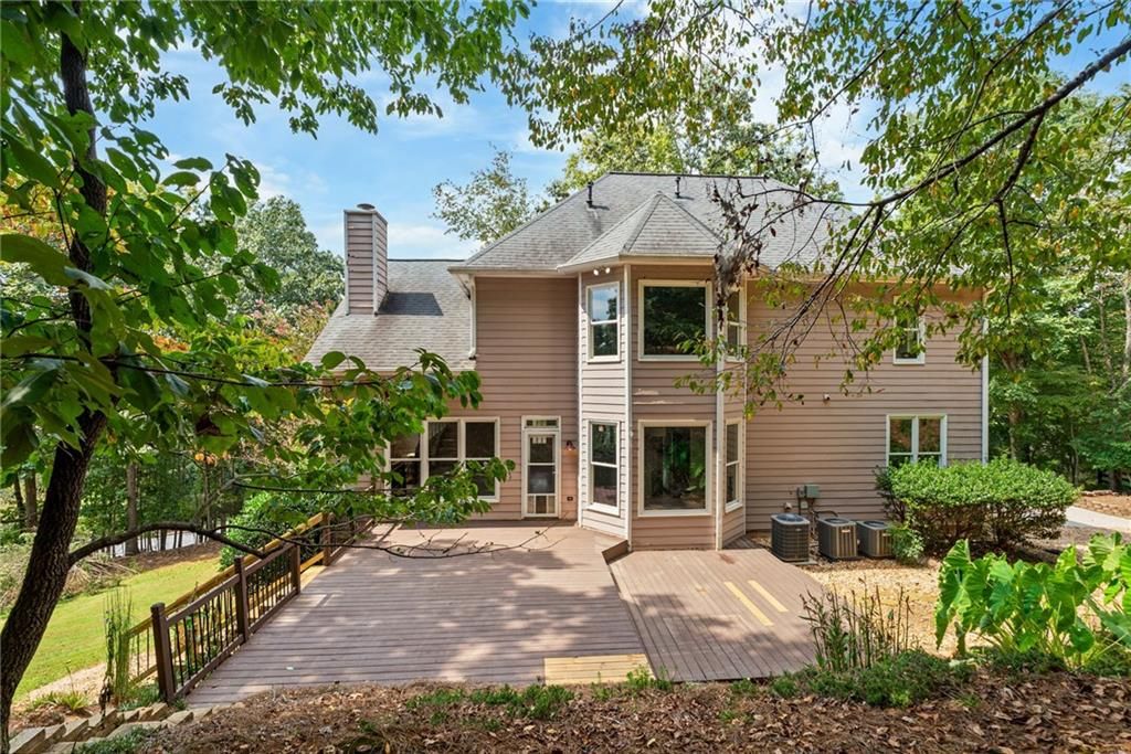 Image 49 of property listing at 3875 Sweetwater Drive, Cumming, GA 30041