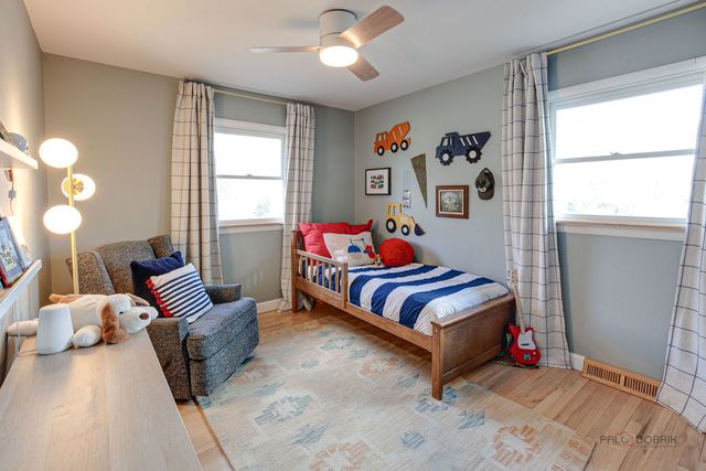 613 E Golf Road, Libertyville, IL 60048