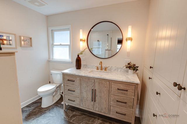 613 E Golf Road, Libertyville, IL 60048