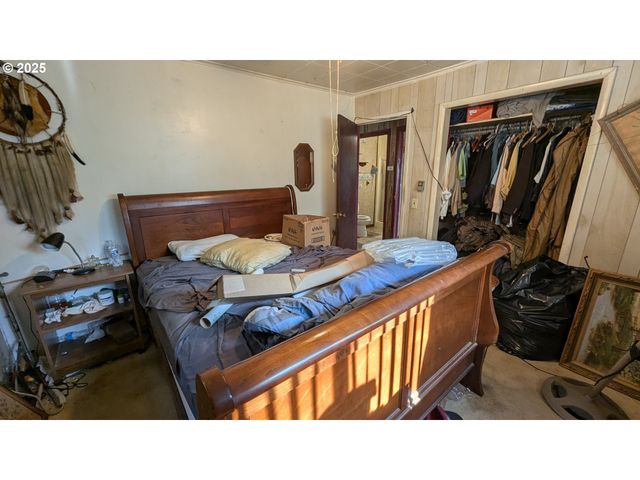 52991 STRINGTOWN Rd, Myrtle Point, OR 97458