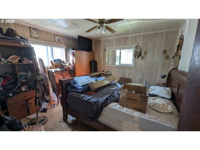 52991 STRINGTOWN Rd, Myrtle Point, OR 97458