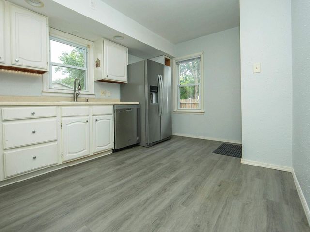 523 Archer Avenue, Waterloo, IA 50703