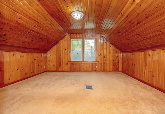 523 Archer Avenue, Waterloo, IA 50703