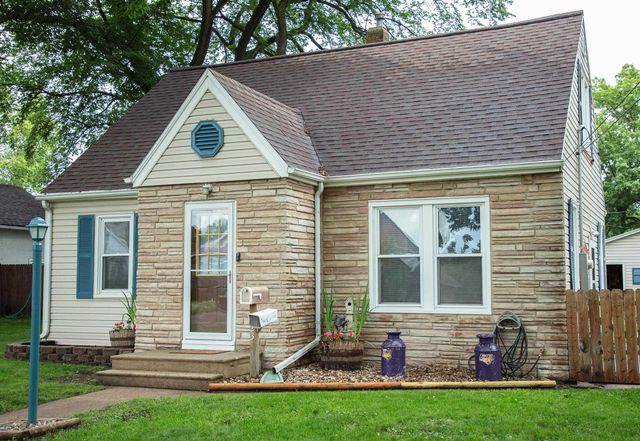 523 Archer Avenue, Waterloo, IA 50703