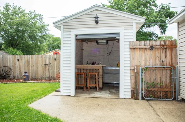 523 Archer Avenue, Waterloo, IA 50703