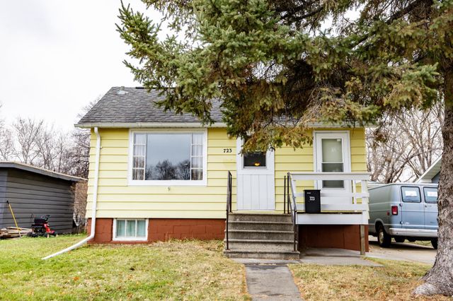 723 13th Street N, Moorhead, MN 56560