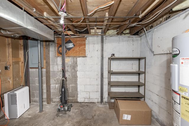 723 13th Street N, Moorhead, MN 56560