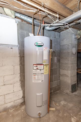 723 13th Street N, Moorhead, MN 56560