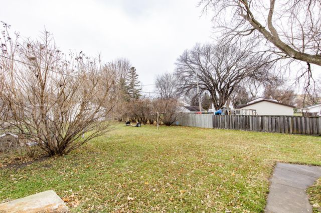 723 13th Street N, Moorhead, MN 56560