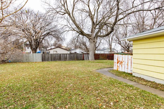 723 13th Street N, Moorhead, MN 56560