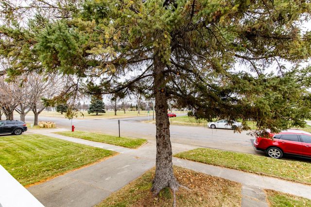 723 13th Street N, Moorhead, MN 56560