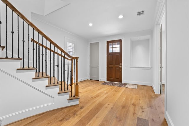 1156 Mosaico Lane, Houston, TX 77055