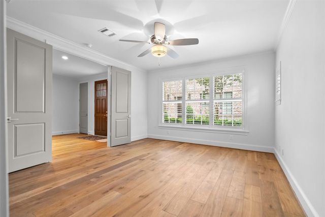 1156 Mosaico Lane, Houston, TX 77055