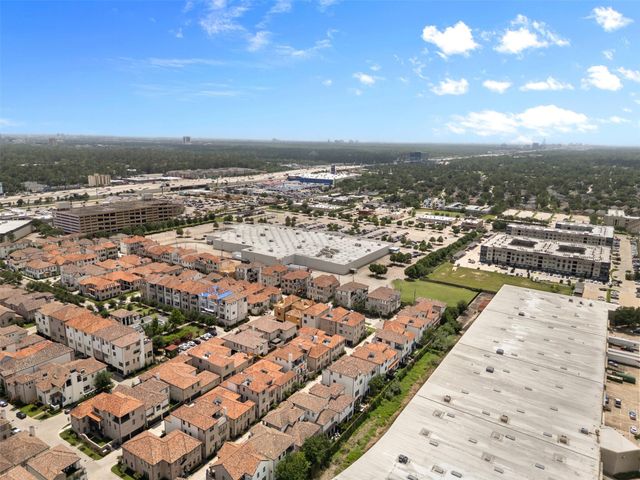 1156 Mosaico Lane, Houston, TX 77055