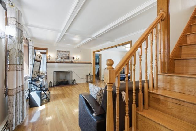 76 Woodcliff Rd, Quincy, MA 02169