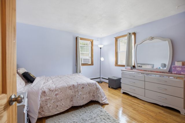 76 Woodcliff Rd, Quincy, MA 02169