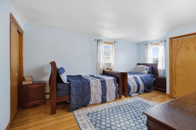 76 Woodcliff Rd, Quincy, MA 02169