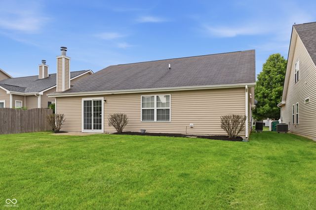 1034 Hendon Court, Westfield, IN 46074