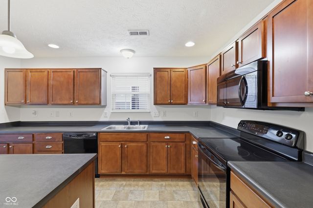 1034 Hendon Court, Westfield, IN 46074