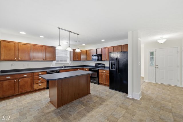 1034 Hendon Court, Westfield, IN 46074