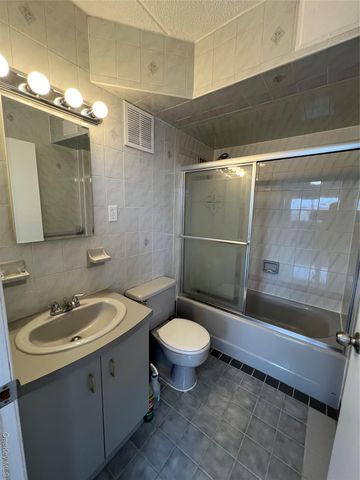 54-09 108th Street 6A, Corona, NY 11368