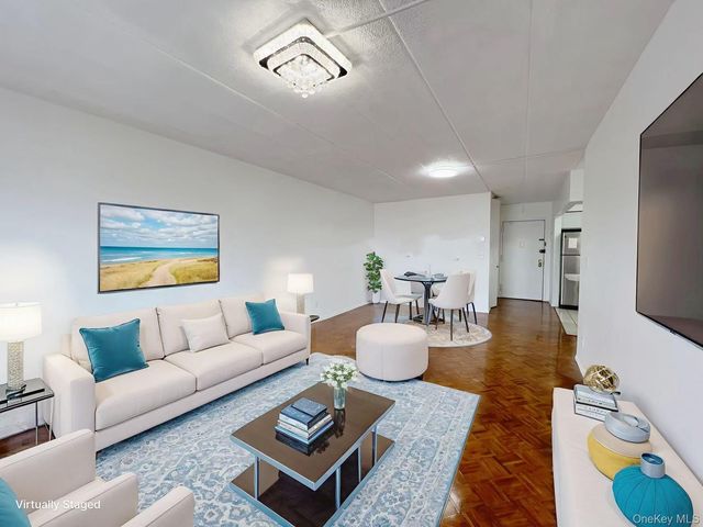 54-09 108th Street 6A, Corona, NY 11368