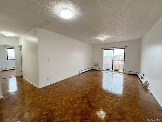 54-09 108th Street 6A, Corona, NY 11368