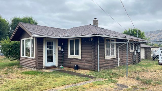 5405 N Highway 97, Klamath Falls, OR 97601