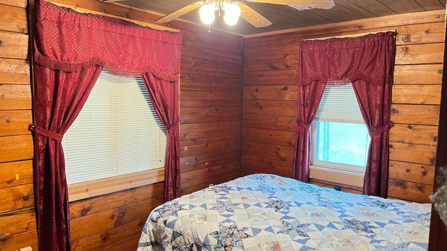 5405 N Highway 97, Klamath Falls, OR 97601