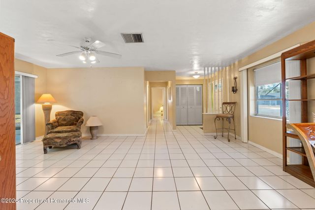 7222 Holiday Drive, Spring Hill, FL 34606